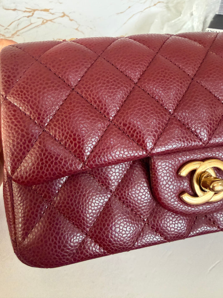 CHANEL series 21 15B collection Burgundy Caviar GHW Mini Rectangular Flap Bag 2015 RARE