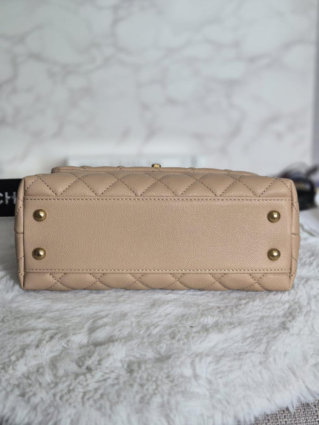 CHANEL series 29 Beige Caviar Aged GHW Deep burgundy Lizard Handle Coco Handle size Small 2019/2020