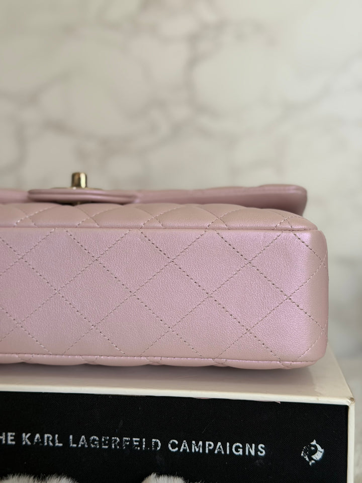 CHANEL 21S iridescent Pink Calf Skin LGHW Medium ML Timeless Classic Double Flap Bag series 31 2021
