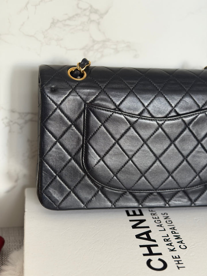CHANEL series 6 Black Lambskin 24K GHW Vintage Medium ML Timeless Classic Double Flap Bag circa 2000-2002