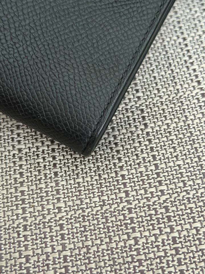 HERMES Noir Black Epsom Leather GHW Kelly To Go Stamp Z 2021