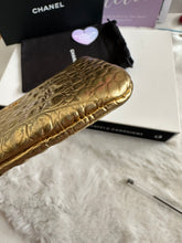 Load image into Gallery viewer, Chanel 19A Gold Calf skin Croc Embossed Mini O Case with Aged GHW
