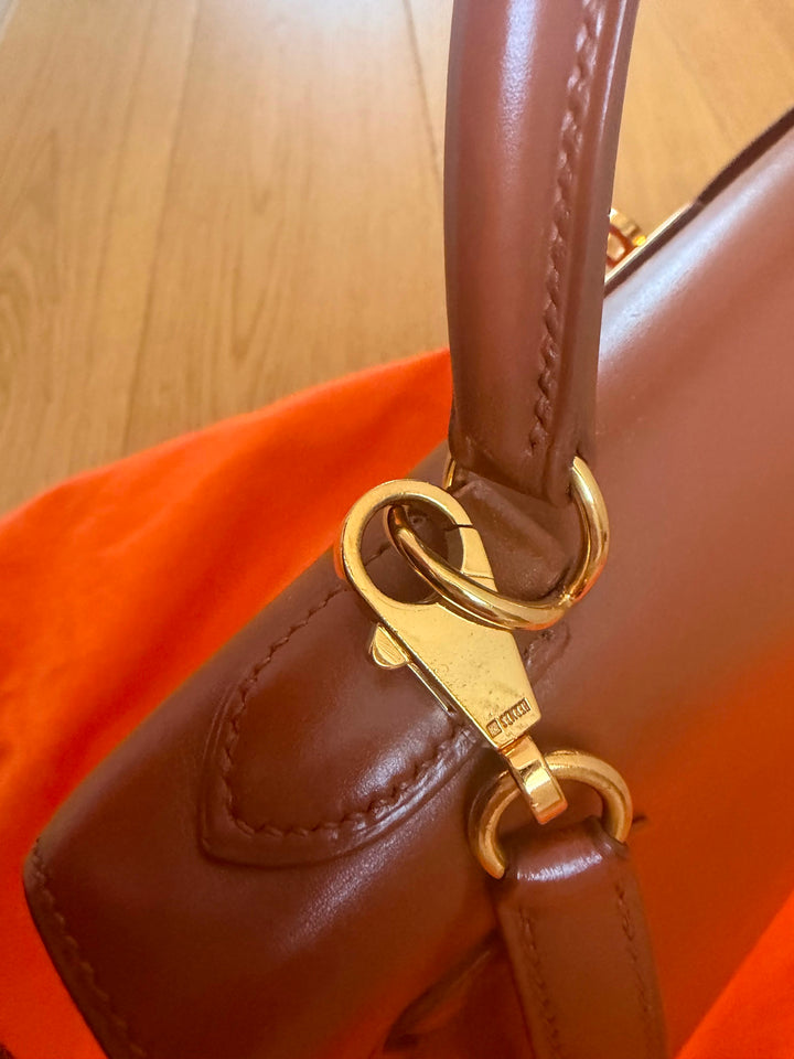 HERMÈS Kelly 32 Noisette Box leather GHW Stamp F in sq 2002 RARE
