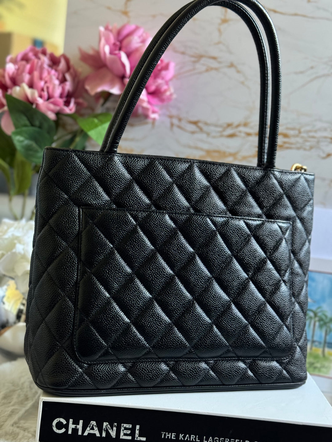 Chanel series 7 Vintage 2002-2003 Black Caviar GHW Medallion Tote Bag