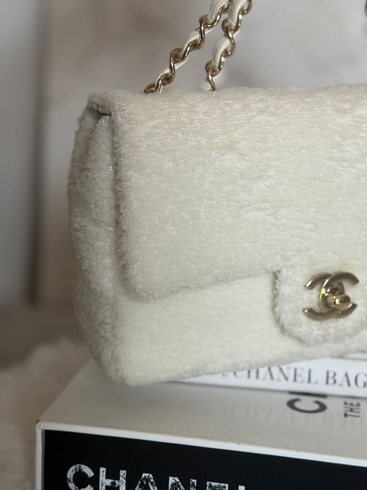 CHANEL series 28 19B White Sequin SMALL Flap Bag LGHW 2019