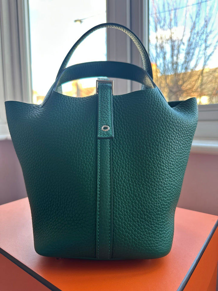 Hermes Picotin Lock 18 Vert Moyen PHW stamp K 2025