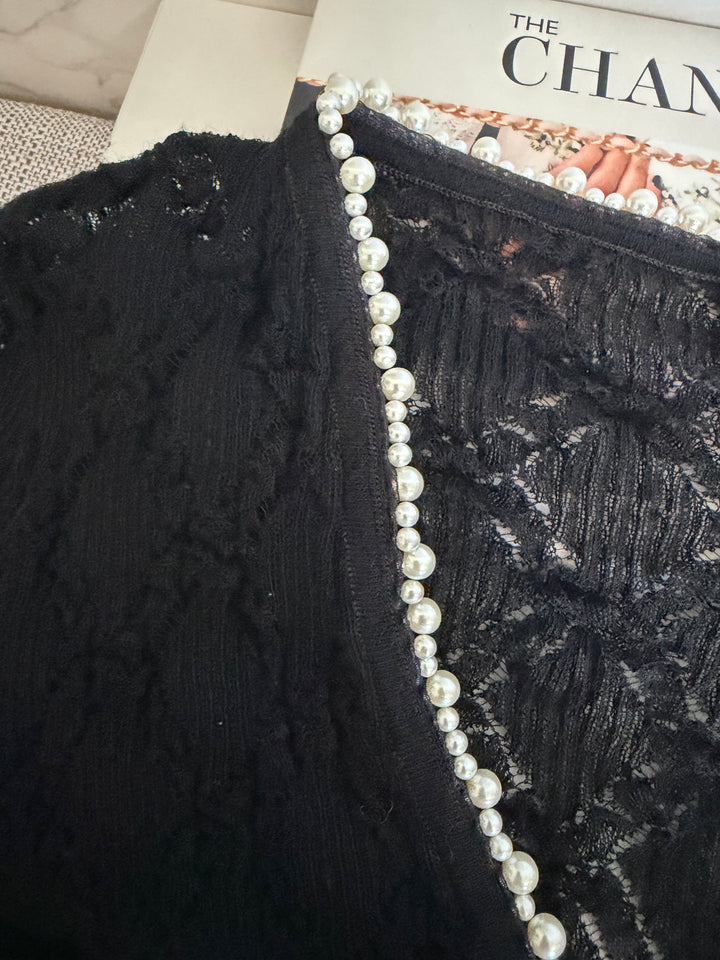 CHANEL 22B Pearl Round the Neck Black Lace Top 2022 size EU 34