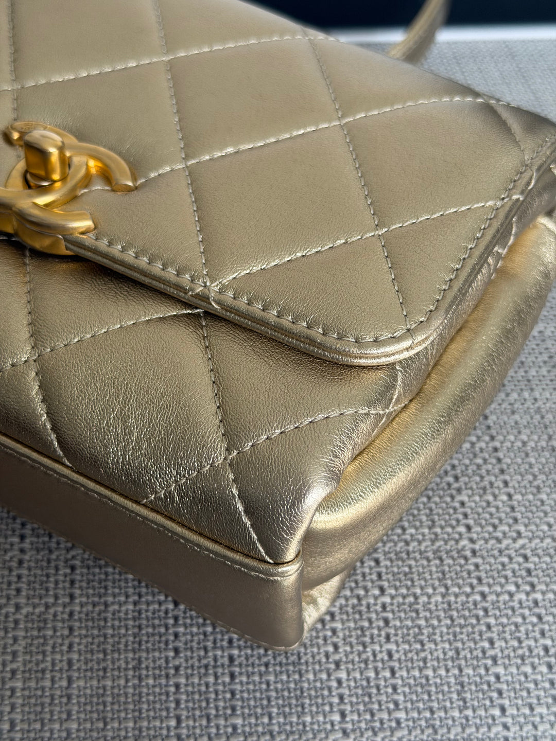 CHANEL Gold Metallic Lambskin CC Crystal Logo Chain Flap Bag 2022