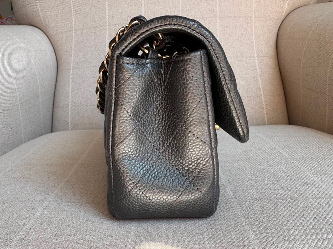 CHANEL series 25 18S iridescent pearly Grey caviar LGHW Mini Rectangular Flap Bag 2018