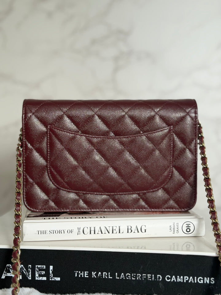 CHANEL 21B Burgundy Caviar LGHW Classic Wallet On Chain (WOC) 2021