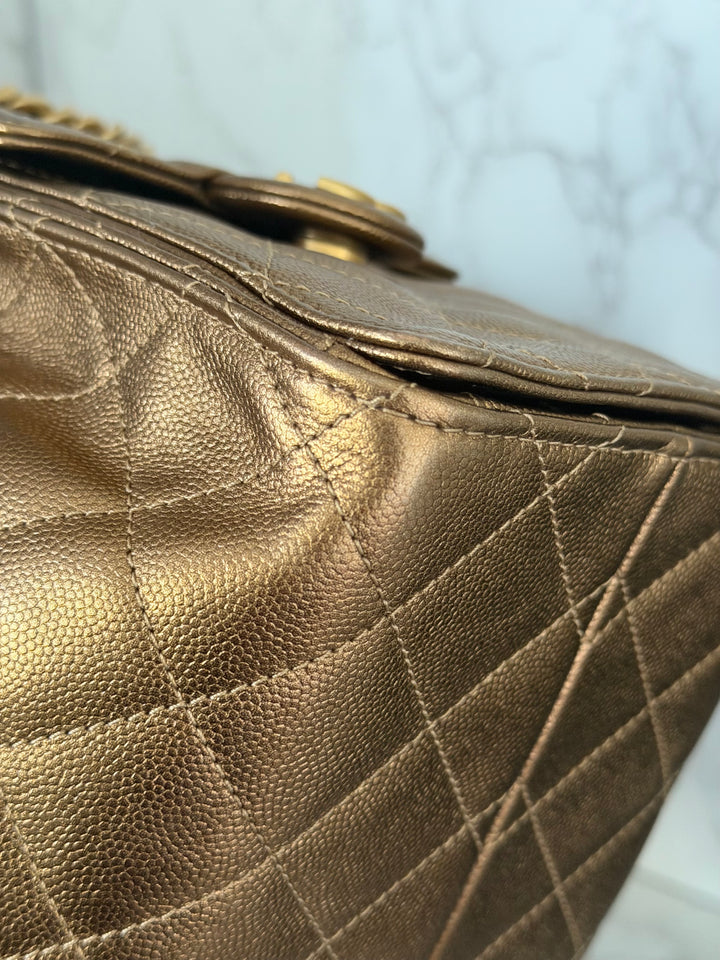 CHANEL 25A 2025 Bronze Caviar aged GHW 25 Hobo Bag size Small