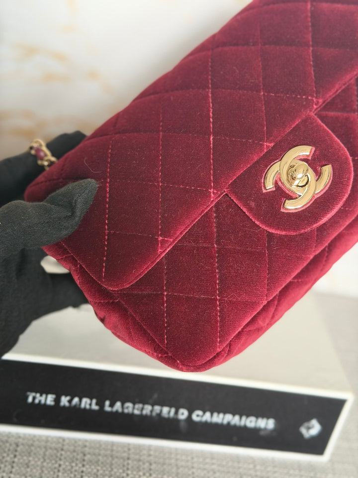 CHANEL series 31 Burgundy Dark Red Velvet Crystal Pearl Crush Adjustable Strap Mini Rectangular Flap Bag 2020/2021