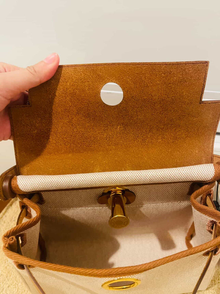 Hermes Herbag 20 Zip Ecru/Fauve Toile H Vache Hunter Leather Size Mini