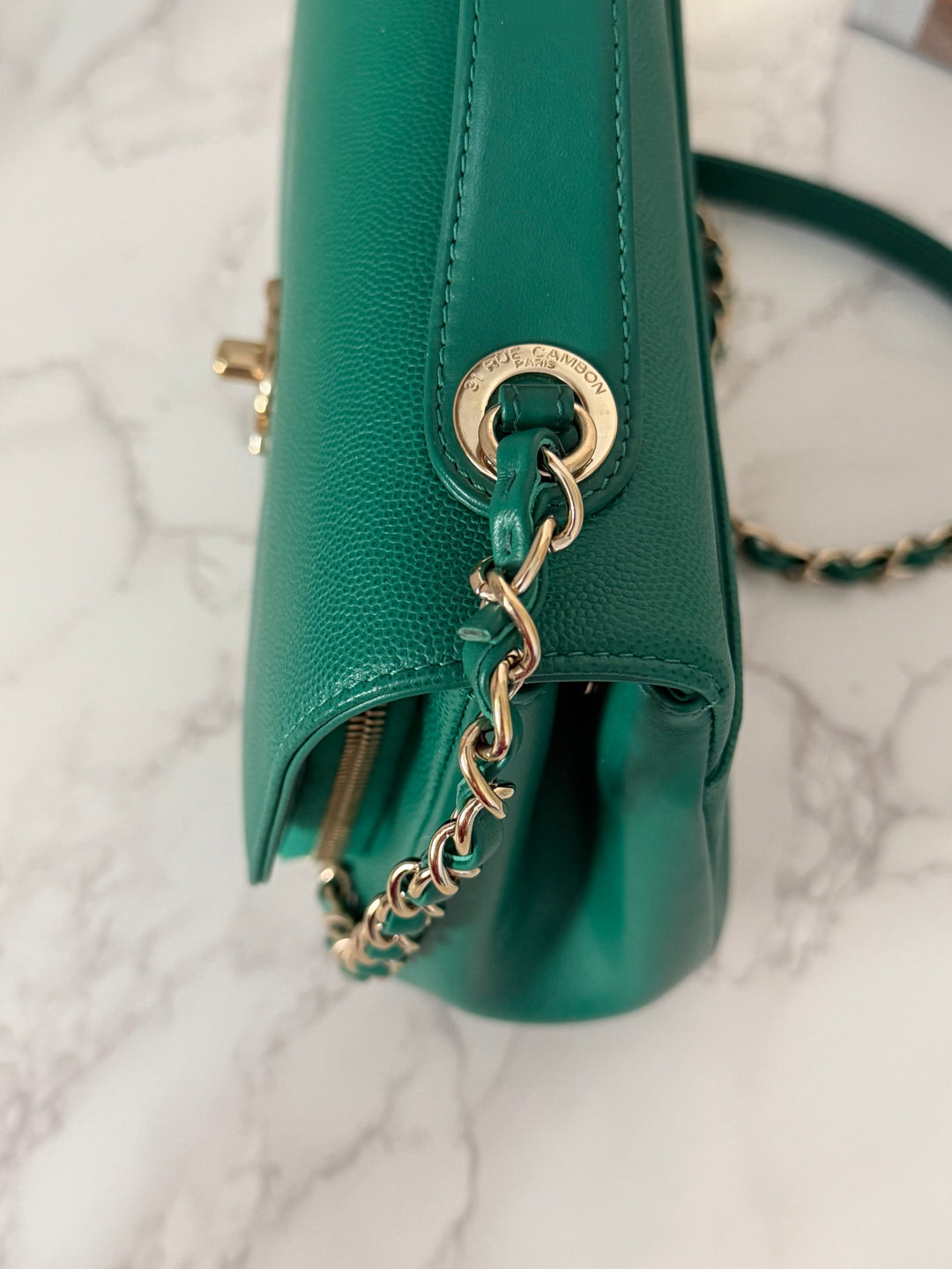 CHANEL series 23 Green Caviar LGHW Medium Business Affinity Flap Bag