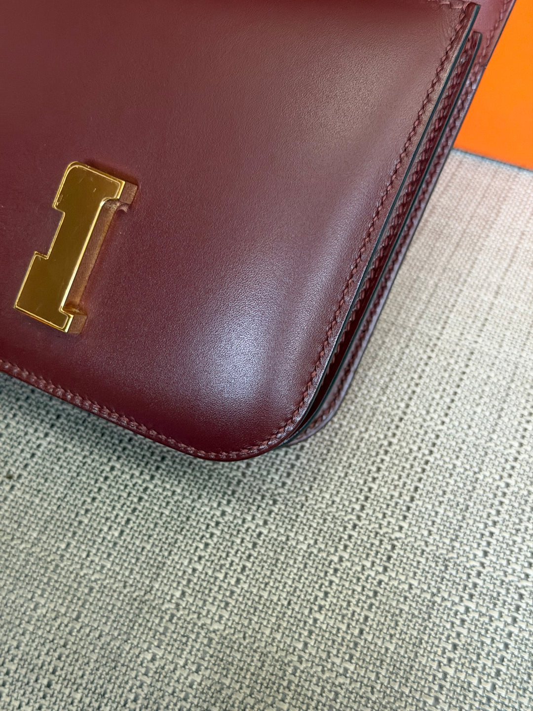 HERMÈS Rouge H Box Leather GHW Mini Constance 18 Flap Bag stamp D 2019