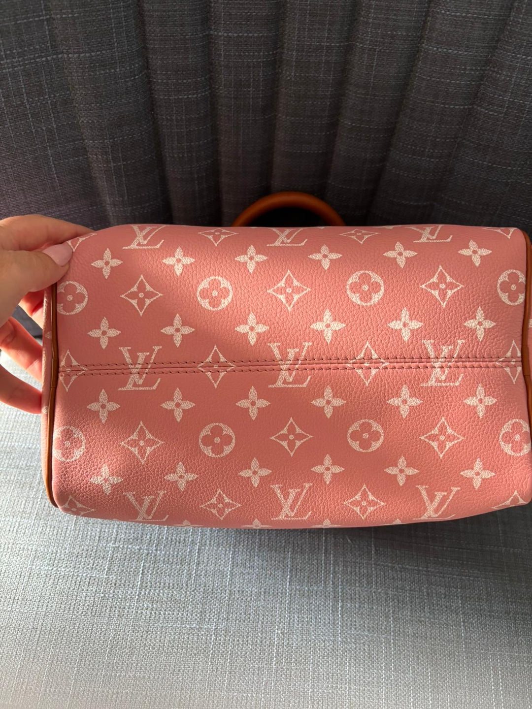 LOUIS VUITTON LV Speedy P9 Bandoulière 25 Bag in Sakura Pink With Dark Vanchetta Rare SOLD OUT
