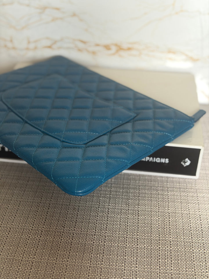 CHANEL series 27 Blue caviar LGHW Medium O Case/Pouch 25 cms