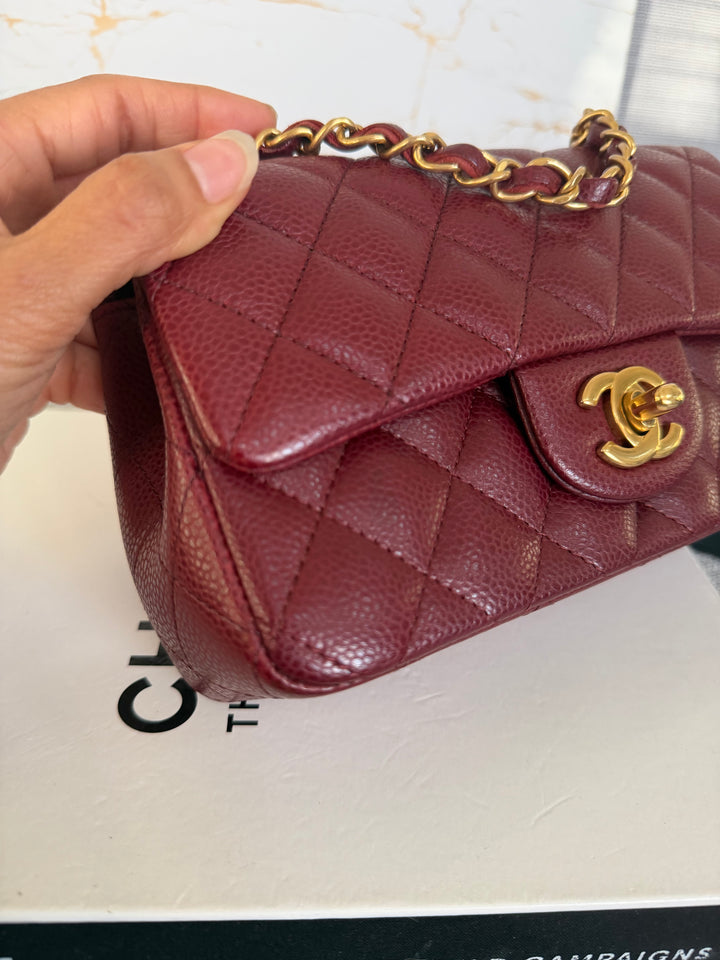 CHANEL series 21 15B collection Burgundy Caviar GHW Mini Rectangular Flap Bag 2015 RARE
