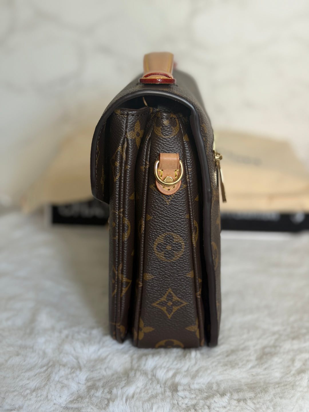 LOUIS VUITTON LV Pochette Metis Monogram Bag 2024
