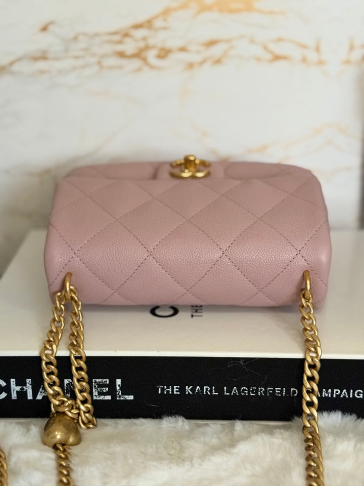 CHANEL 24P Muted Mauve Pink Caviar Heart Adjustable Chain Flap Bag with aged GHW 2024