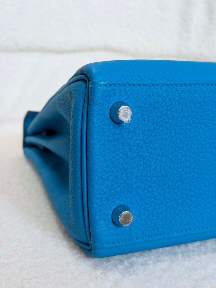 HERMÈS Bleu Zanzibar Togo Leather PHW Kelly 25 Stamp A 2018