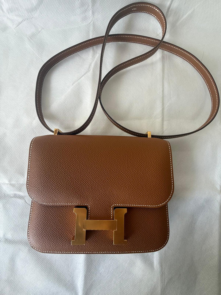 HERMES Constance 18 Gold Epsom Leather GHW Flap bag Stamp B 2023