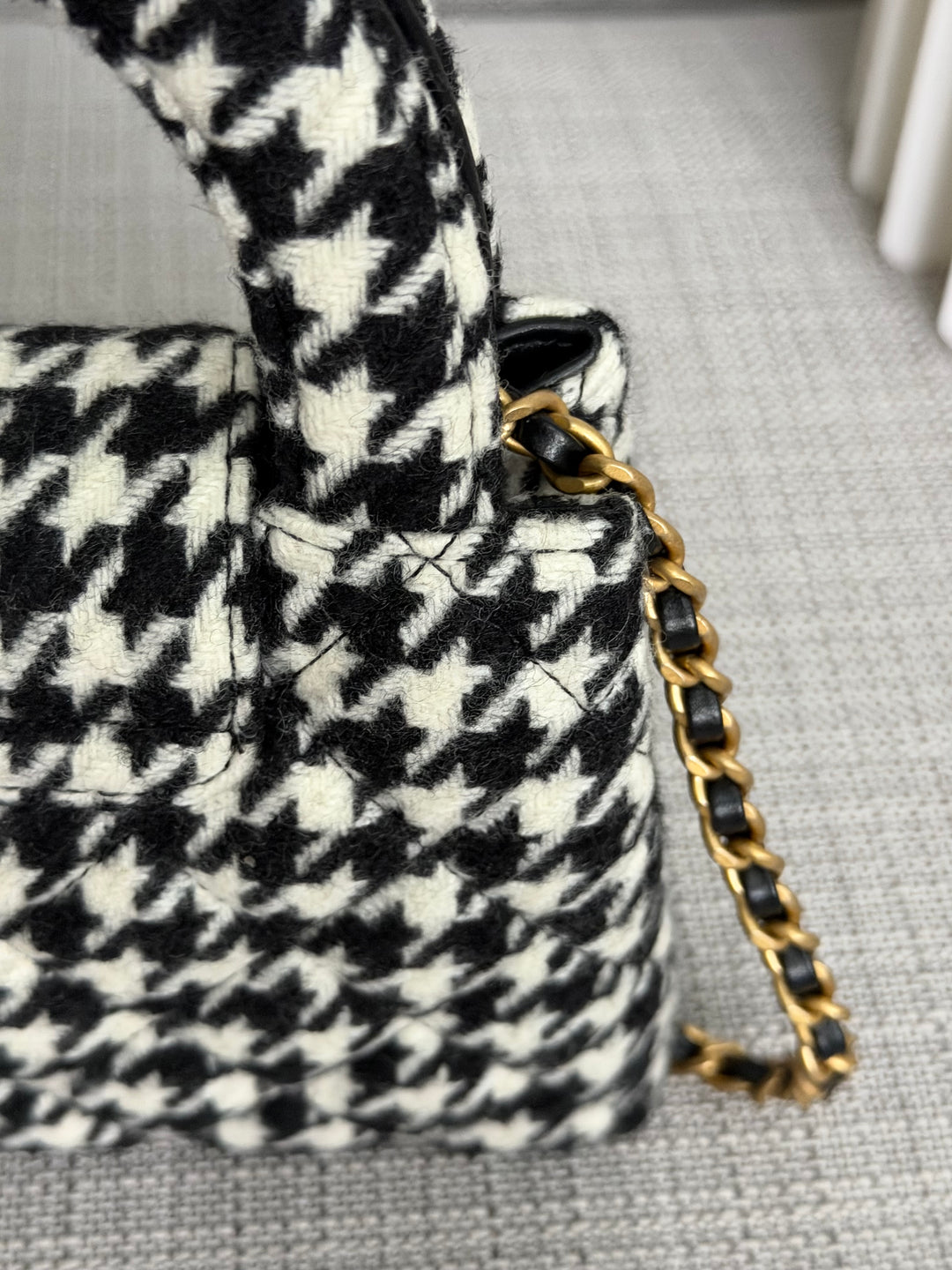 CHANEL 24A 2024 Black and White Houndstooth Tweed Kelly Small Shopping Bag with Chain Aged GHW