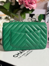 Load image into Gallery viewer, Chanel series 24 (2017) Green Caviar SHW Chevron Mini Rectangular Flap Bag
