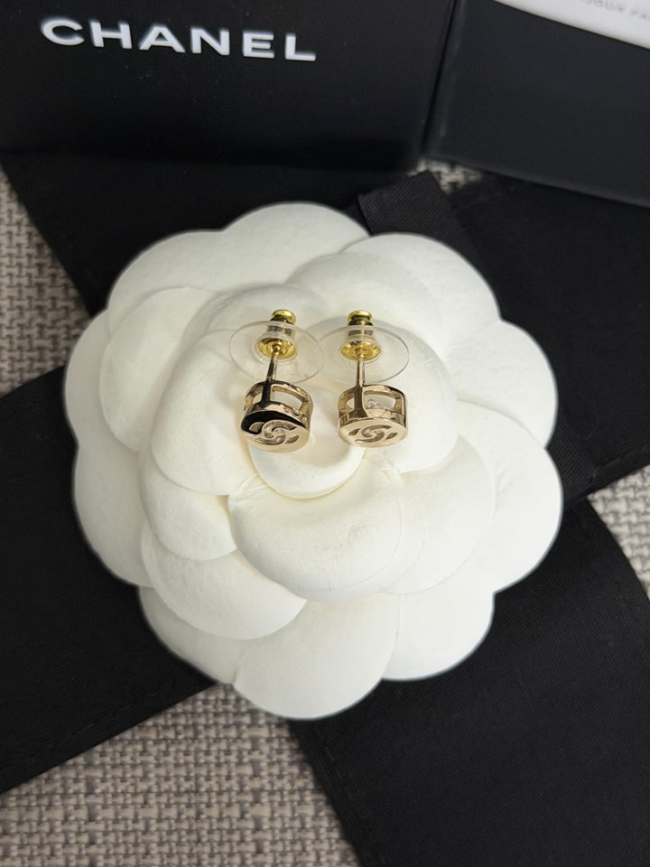 CHANEL 2024 Light Gold Round Earrings with Crystals 0.5 cms diameter