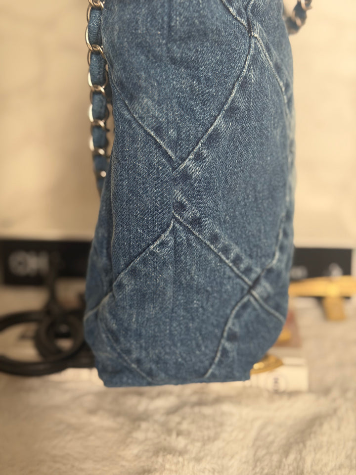 CHANEL Denim 22 Hobo Bag size Medium SHW with detachable pouch 2022
