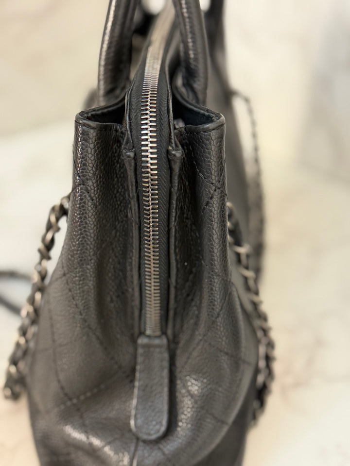 CHANEL series 23 Black Caviar Ruthenium HW Tote Bag with Shoulder Chain strap