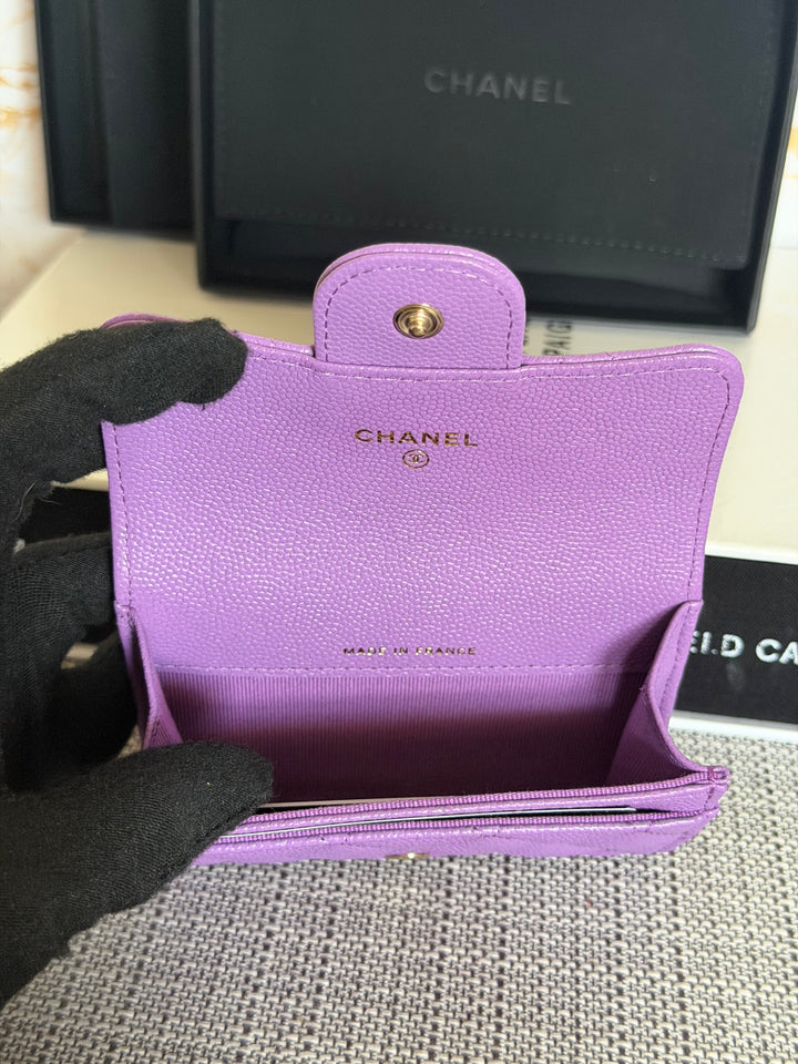 CHANEL series 31 Purple Caviar LGHW Classic Flap Snap Card Holder with Mona Lisa Pocket