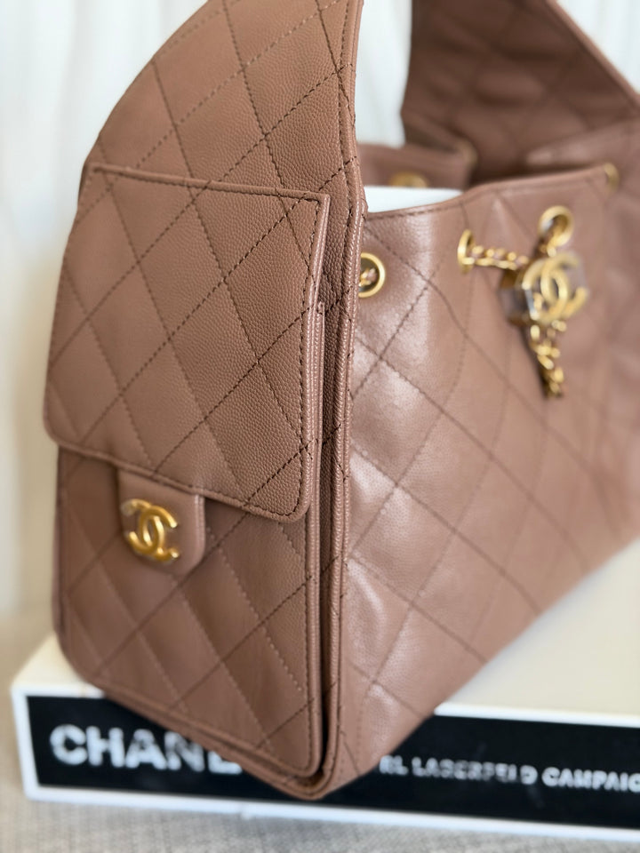 CHANEL 26P collection Brown Caviar 25 Hobo Bag Aged GHW Size SMALL
