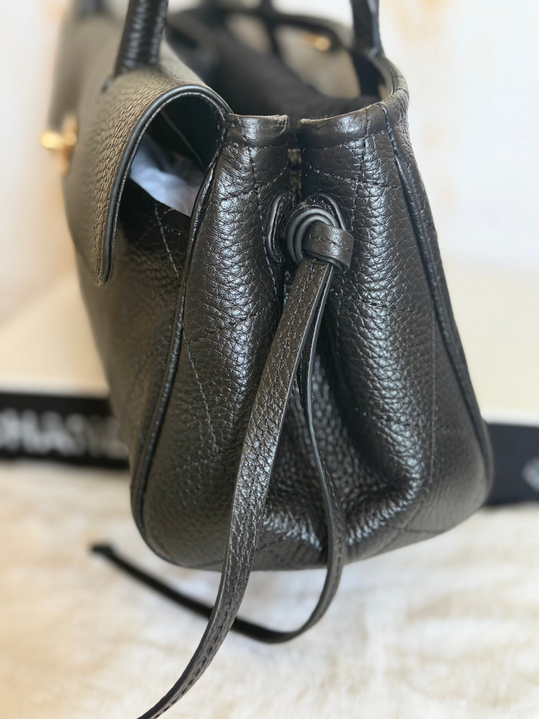 CHANEL 26S Black Caviar GHW East West Hobo Bag Matthieu Blazy SOLD OUT 2026