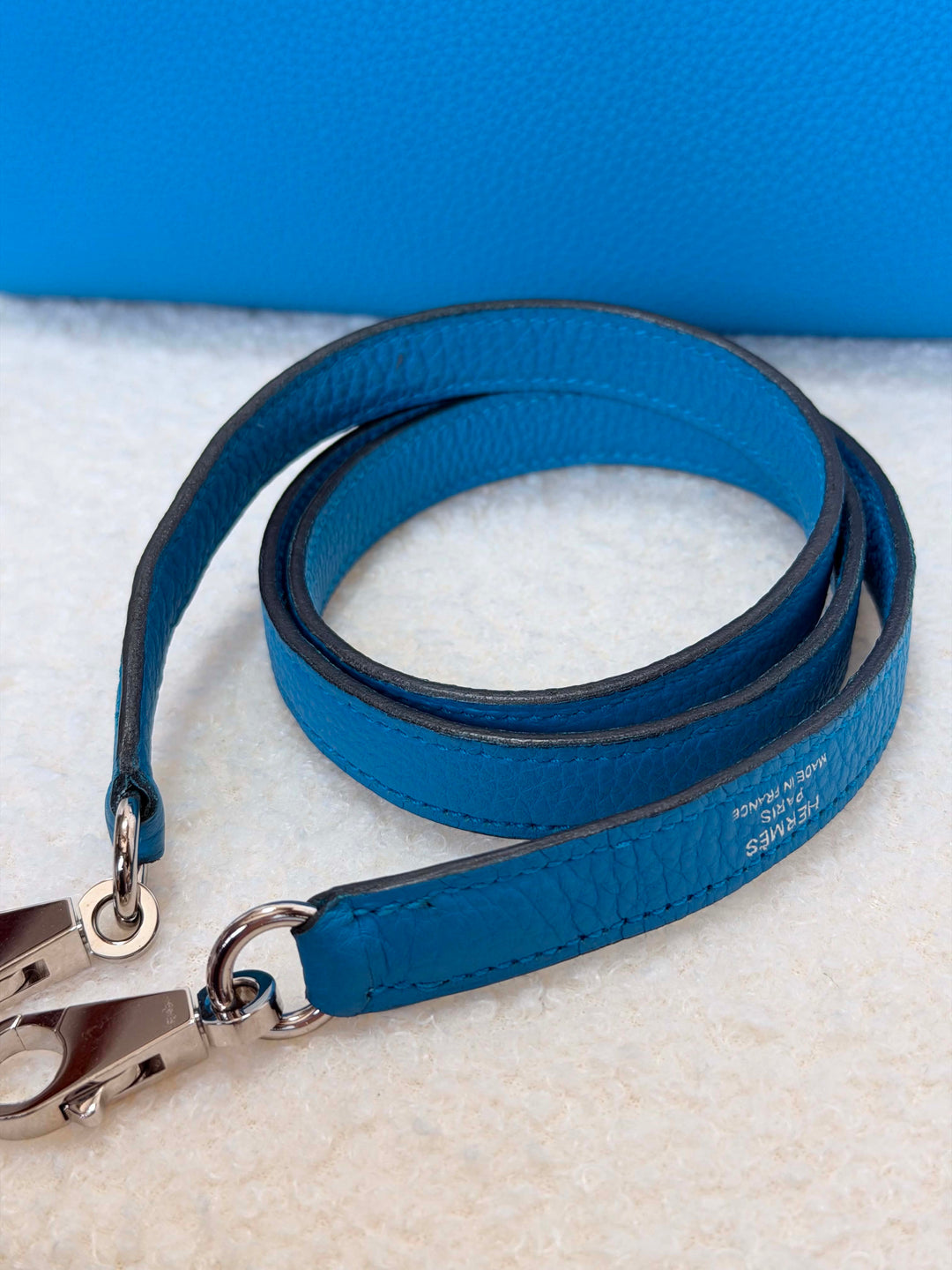 HERMÈS Bleu Zanzibar Togo Leather PHW Kelly 25 Stamp A 2018