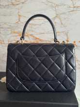 Load image into Gallery viewer, Chanel series 28 2018/2019 Navy Lambskin Champagne GHW Trendy CC Flap Bag size Small with Detachable Strap

