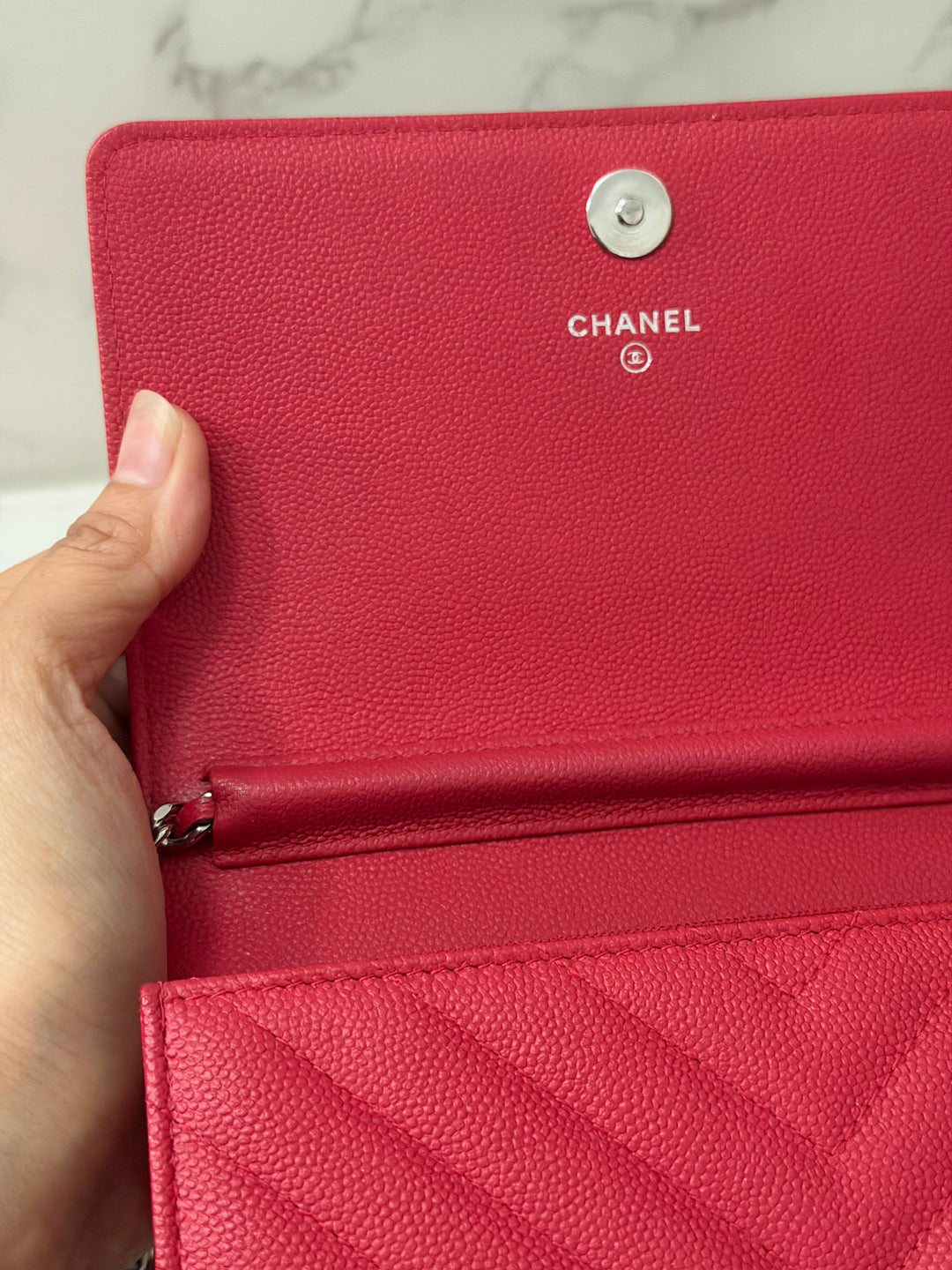 CHANEL series 25 2018 Dark pink chevron caviar SHW Square Wallet On Chain (WOC)