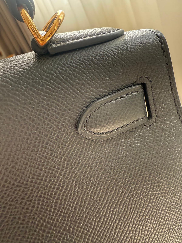 Hermès Kelly 28 Black Sellier Epsom Leather GHW Stamp B 2023 Kept unused Box fresh