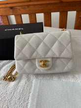 Load image into Gallery viewer, CHANEL 23P 2023 White Caviar Sweetheart Adjustable Chain Small Flap Bag Aged GHW
