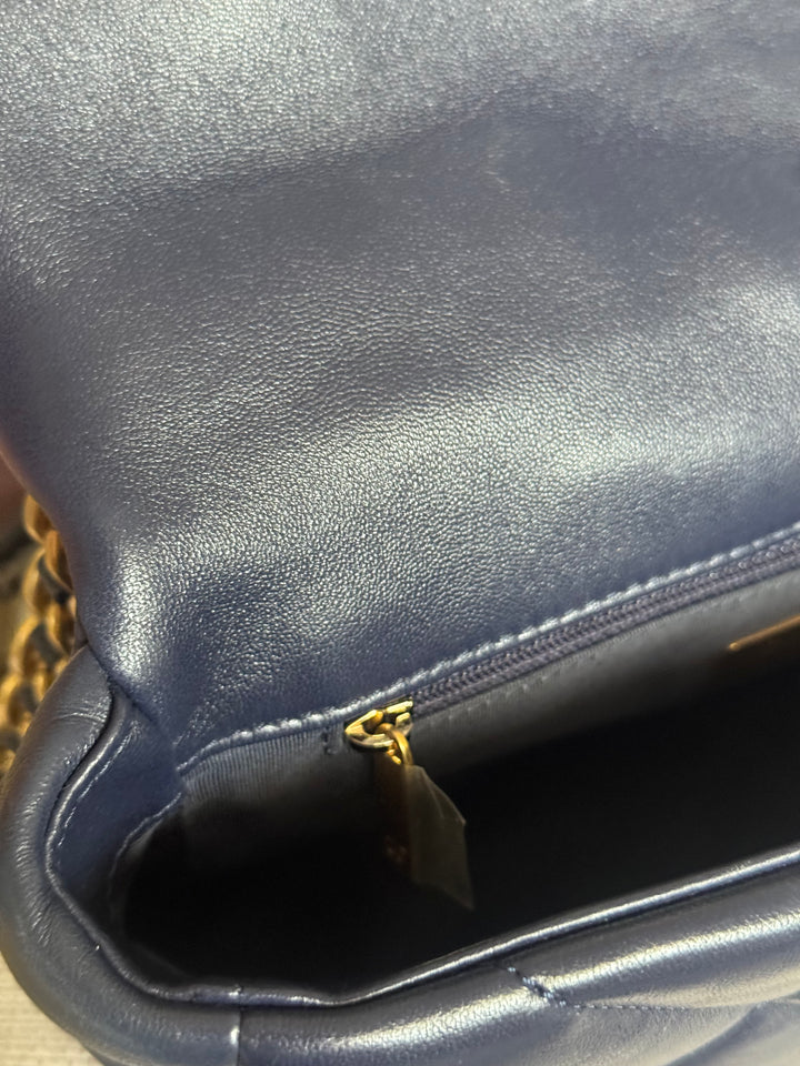 CHANEL 19 Size SMALL 26 cms series 31 Navy Lambskin Mixed Hardware Flap Bag with top handle
