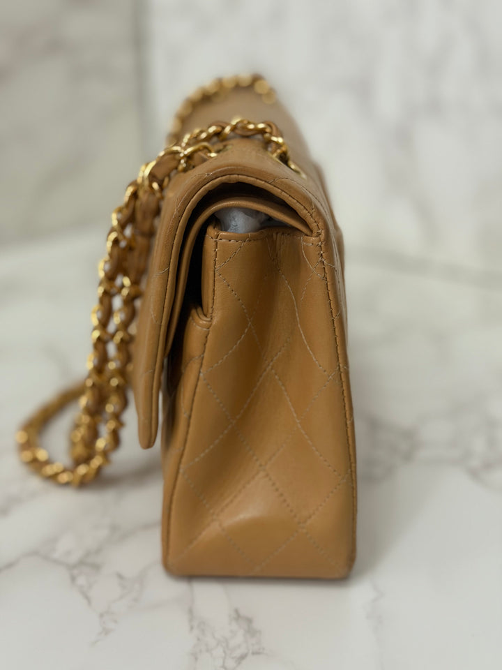 CHANEL series 4 Vintage 24K GHW Dark Beige Lambskin Timeless Classic Medium Double Flap Bag