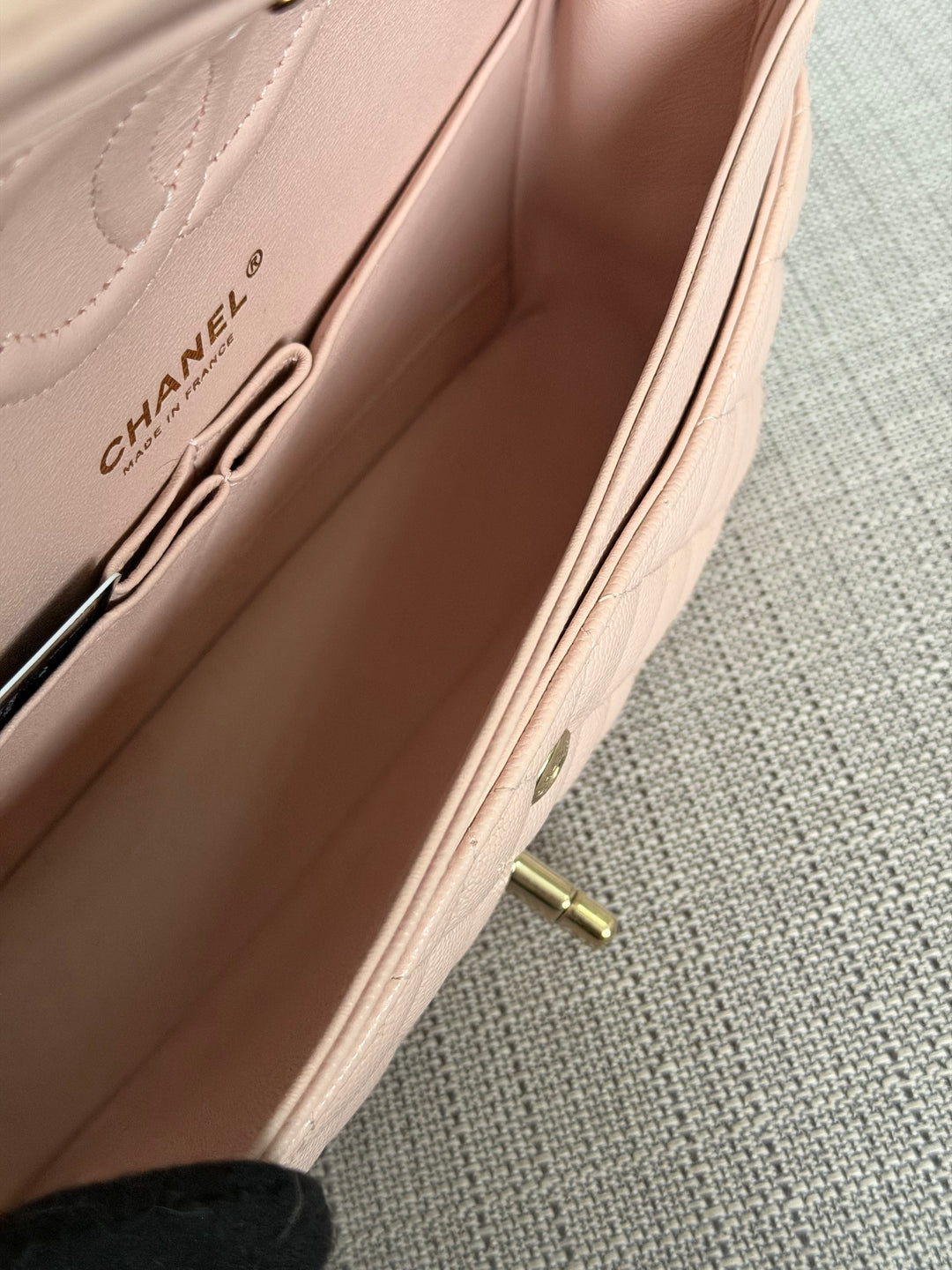 CHANEL 21C 2021 Rose Clair Caviar LGHW Medium ML 11.12 Timeless Classic Double Flap Bag