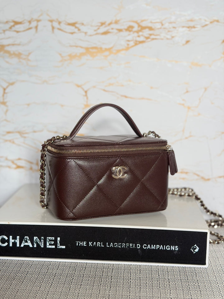 CHANEL 26S Dark Brown Caviar LGHW Small Vanity Case with Top Handle