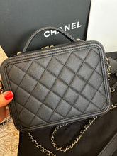 Load image into Gallery viewer, CHANEL Series 29 2019 Black Caviar GHW Small Filigree Vanity Bag with chain
