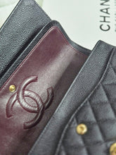 Load image into Gallery viewer, Chanel series 20 2015 Black Caviar GHW 11.12 Timeless ML Medium Classic Double Flap Bag
