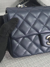 Load image into Gallery viewer, Chanel series 18 14C 2014 Cruise Collection Navy Caviar SHW Classsic Mini Rectangular Flap Bag

