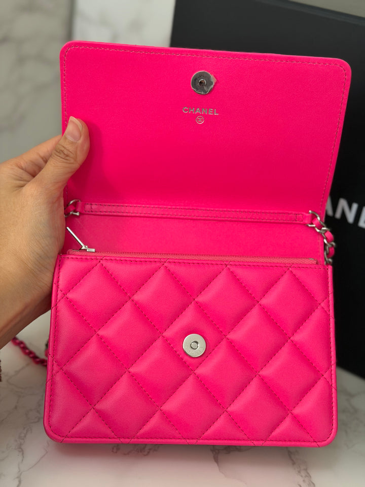CHANEL 24C 2023/2024 Bright Hot Pink Ombré Hardware Square Wallet on Chain (WOC)