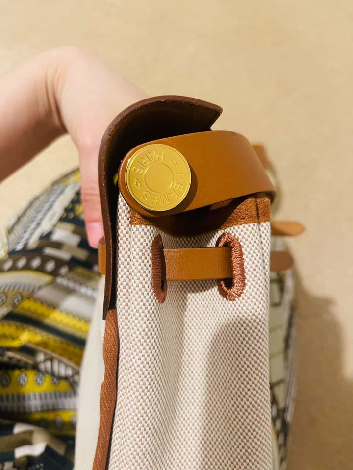 Hermes Herbag 20 Zip Ecru/Fauve Toile H Vache Hunter Leather Size Mini