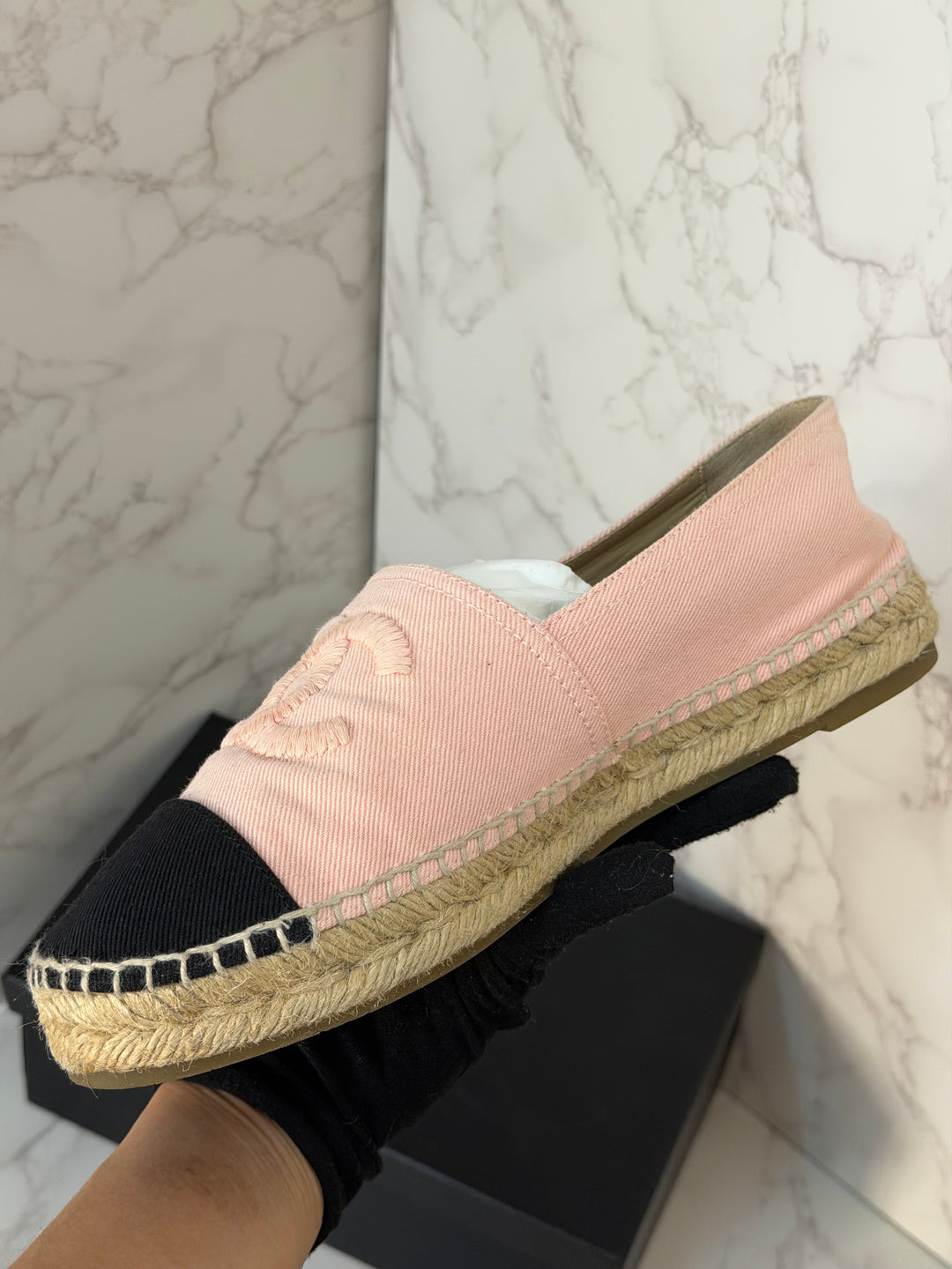 CHANEL Light Peachy Pink/Black Espadrilles Size EU 40