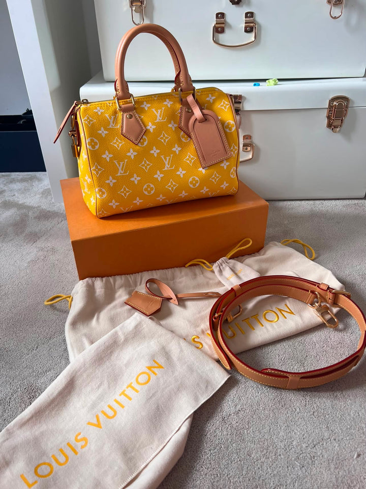 LOUIS VUITTON LV Speedy P9 Bandoulière 25 Bag in Yellow